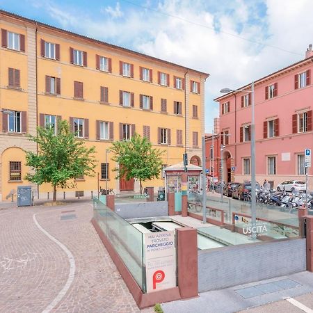 Attico Di Via D'Azeglio Bed & Breakfast โบโลญญา ภายนอก รูปภาพ