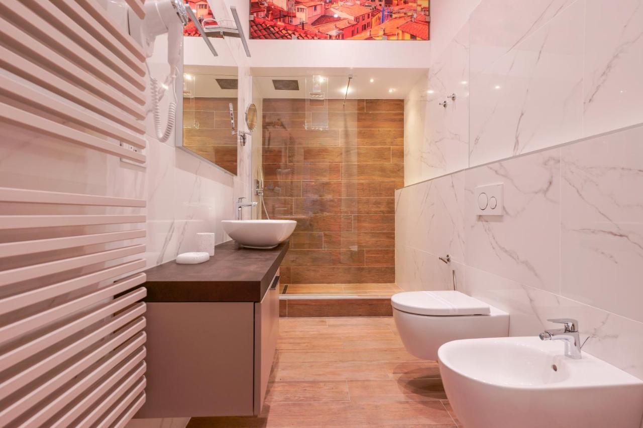 Attico Di Via D'Azeglio Bed & Breakfast โบโลญญา ภายนอก รูปภาพ