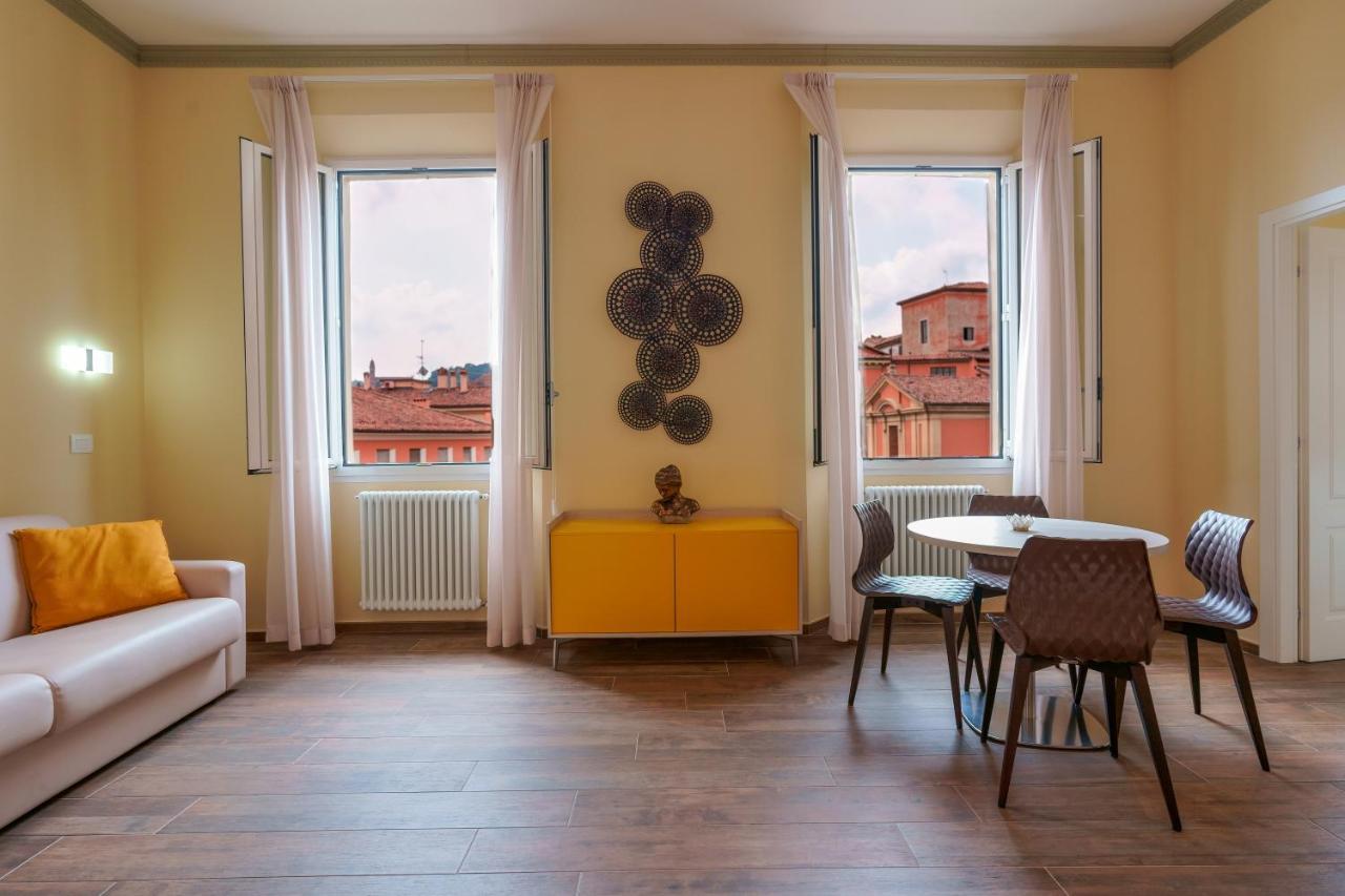 Attico Di Via D'Azeglio Bed & Breakfast โบโลญญา ภายนอก รูปภาพ