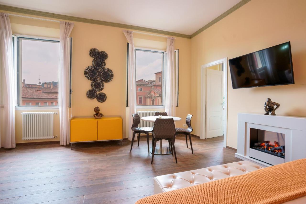 Attico Di Via D'Azeglio Bed & Breakfast โบโลญญา ภายนอก รูปภาพ