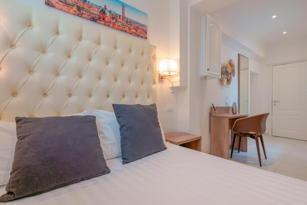 Attico Di Via D'Azeglio Bed & Breakfast โบโลญญา ภายนอก รูปภาพ