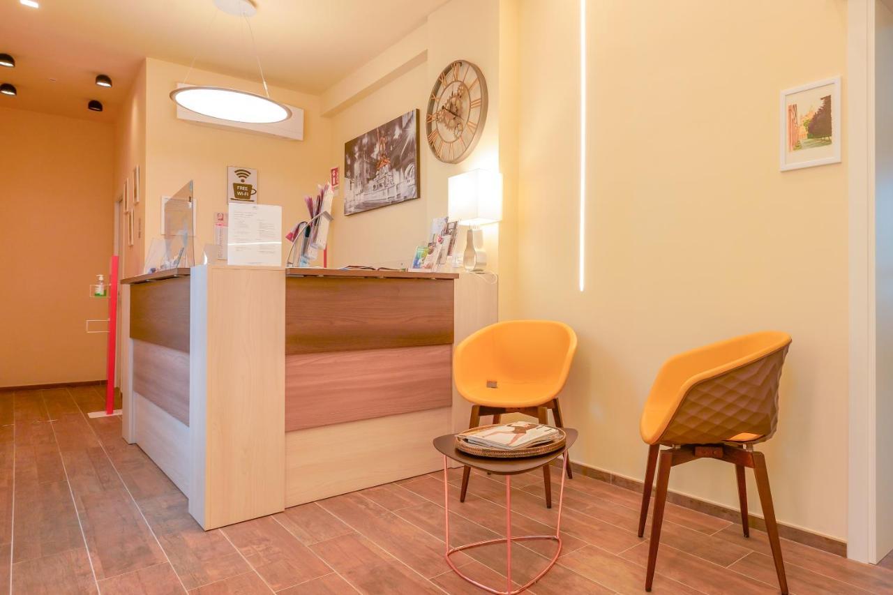 Attico Di Via D'Azeglio Bed & Breakfast โบโลญญา ภายนอก รูปภาพ